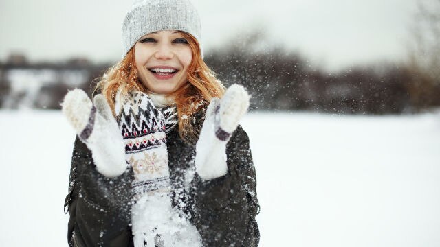 femme dans la neige